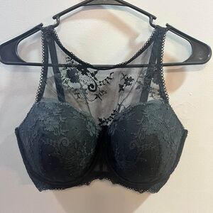 Victoria's Secret Dream Angels High Neck Underwire Padded Lace Black Bra 36DDD
